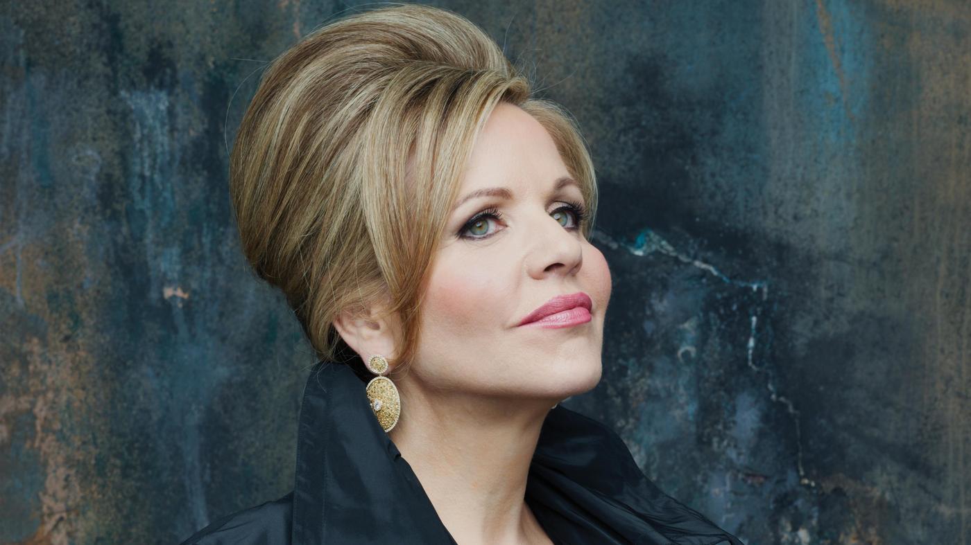 America's Diva Comes Philadelphia: An interview with Renée Fleming - phindie