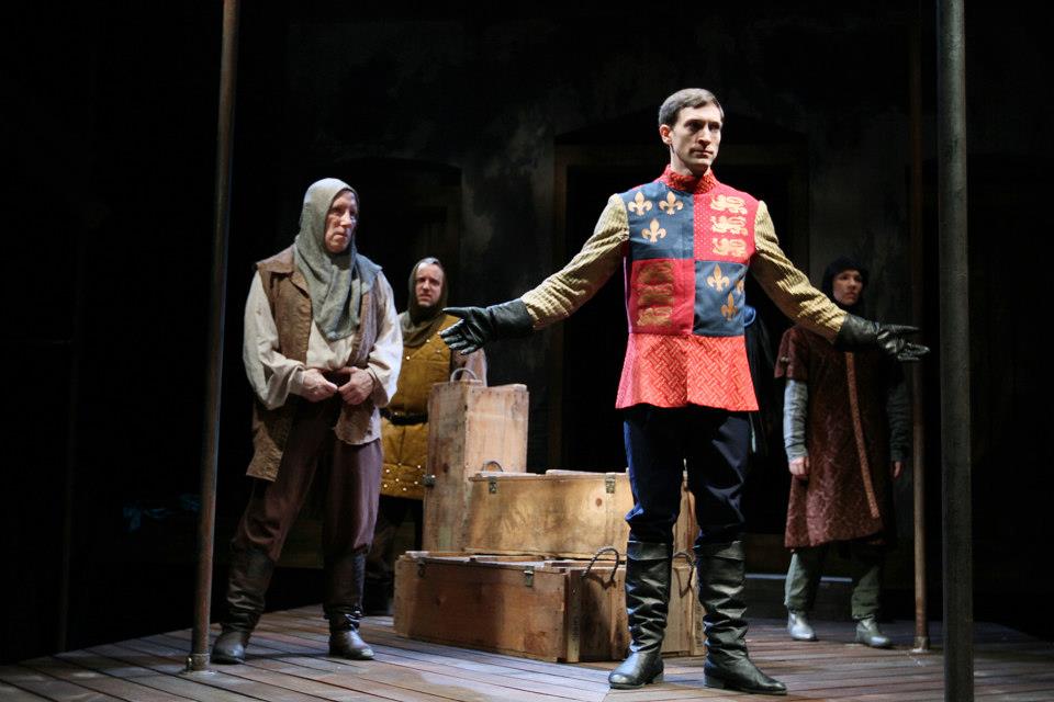 Lantern Theater Company's production of HENRY V (2013). Photo by Paola Nogueras