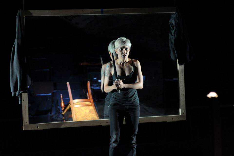 Melissa Dunphy stars in iHAMLET at The Philadelphia Shakespeare Theatre (Photo credit: Kendall Whitehouse) 