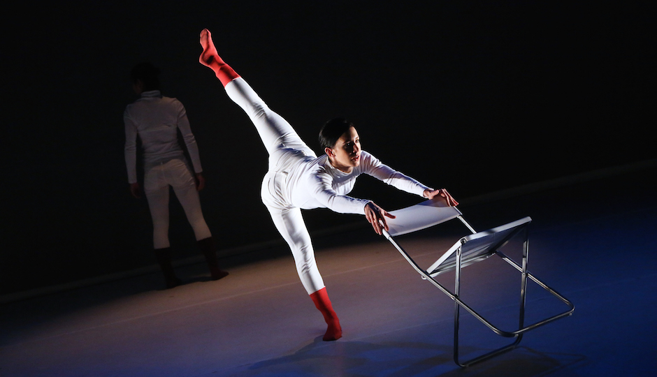 Kun Yang Lin Dancers. Photo by Bill Hebert.