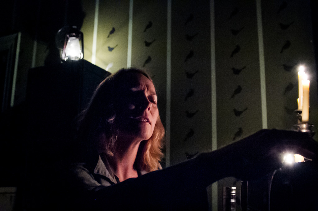 Aetna Gallagher in Curio Theatre Company's THE BIRDS. Photo by Rebecca Gudelunas.